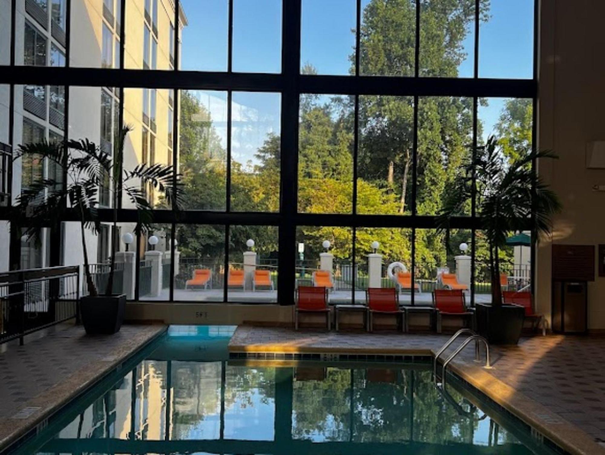 Holiday Inn Asheville - Biltmore West By Ihg Ngoại thất bức ảnh